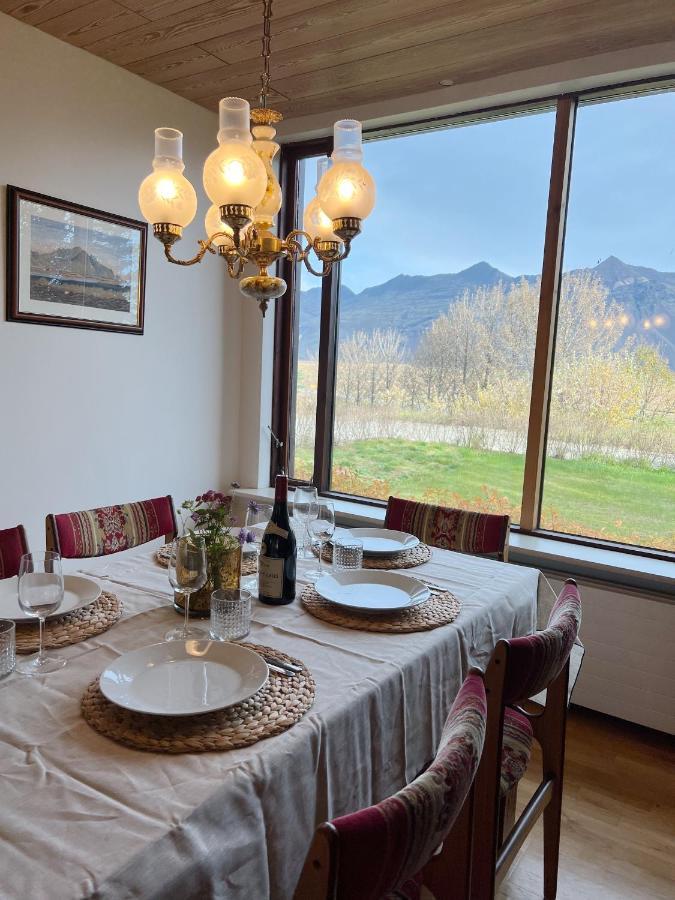 House With A Magical Garden And Sunroom Holiday home *